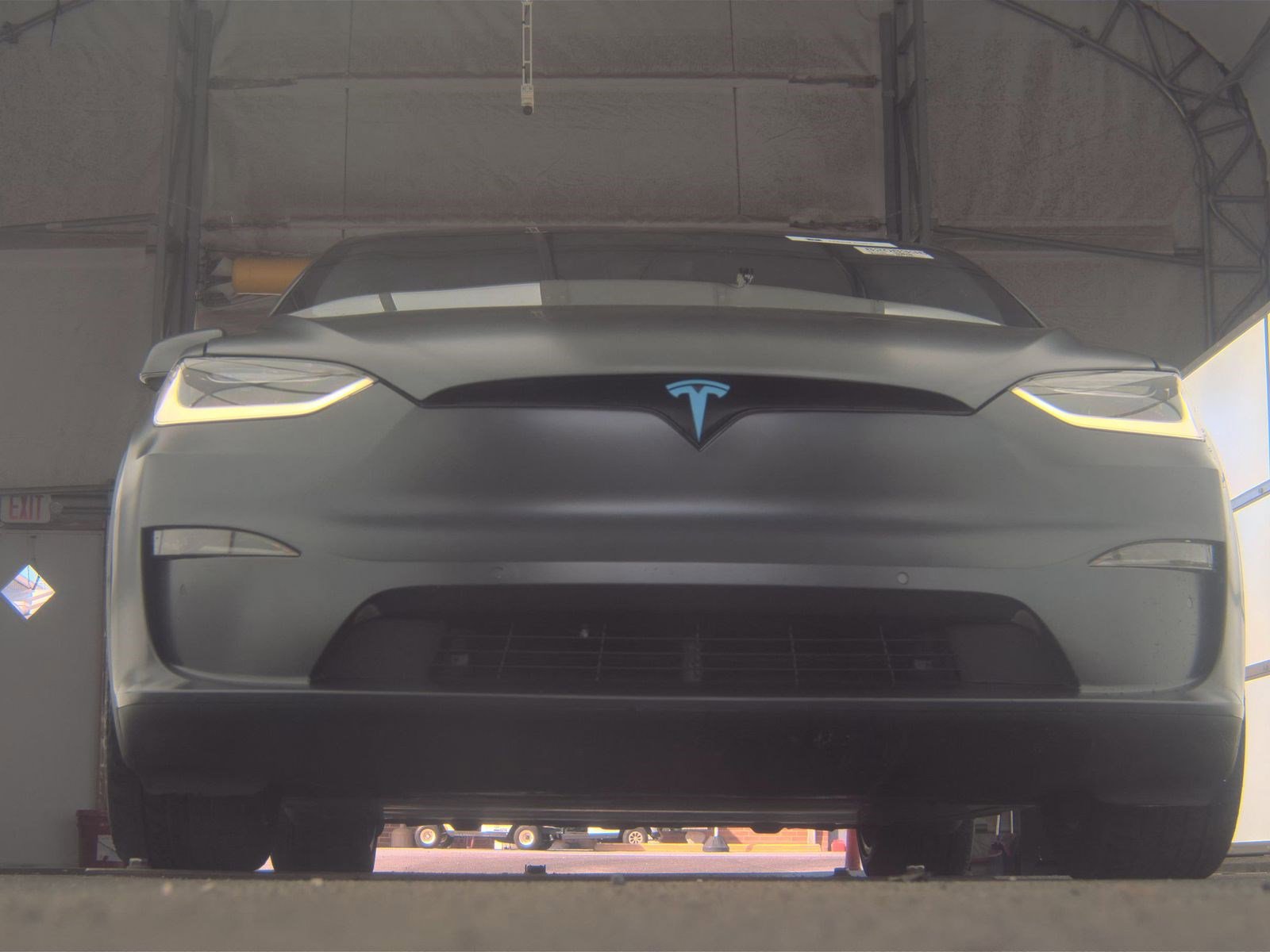 Used 2023 Tesla Model X Plaid image 3