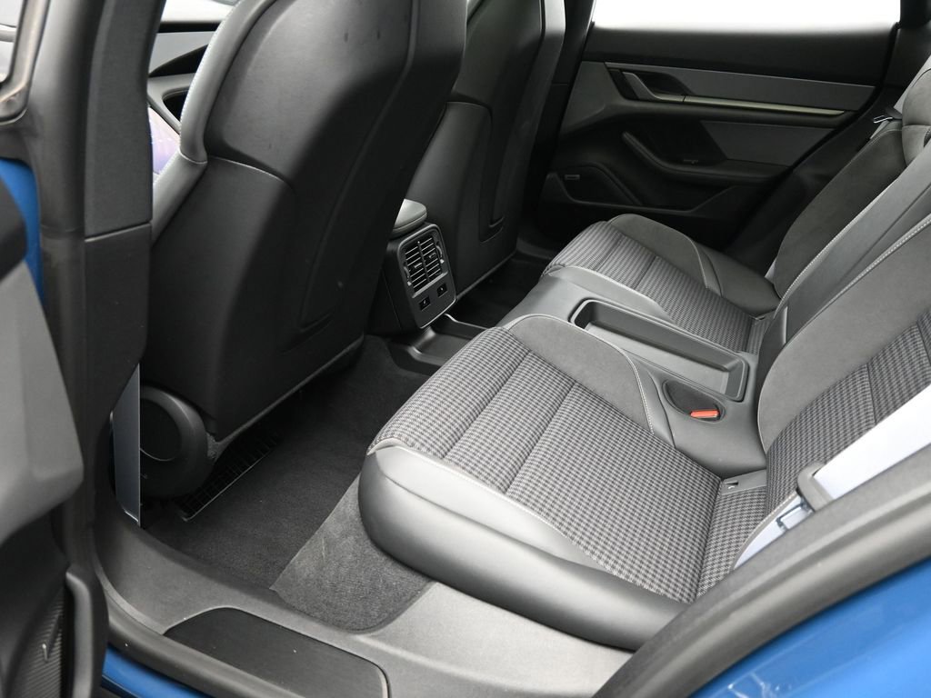Certified 2025 Porsche Taycan 4S image 24