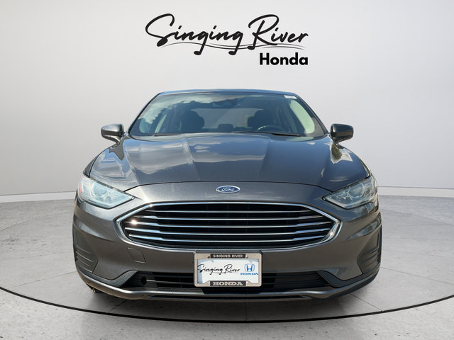 Used 2020 Ford Fusion SE FWD image 2