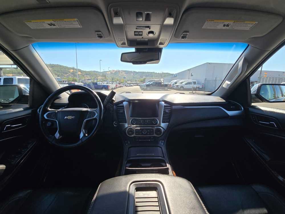 Used 2017 Chevrolet Suburban Premier AWD/4WD image 15