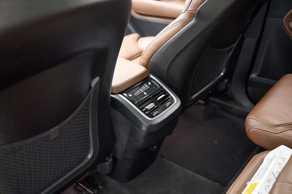 Certified 2023 Volvo XC90 B6 Ultimate AWD/4WD image 24