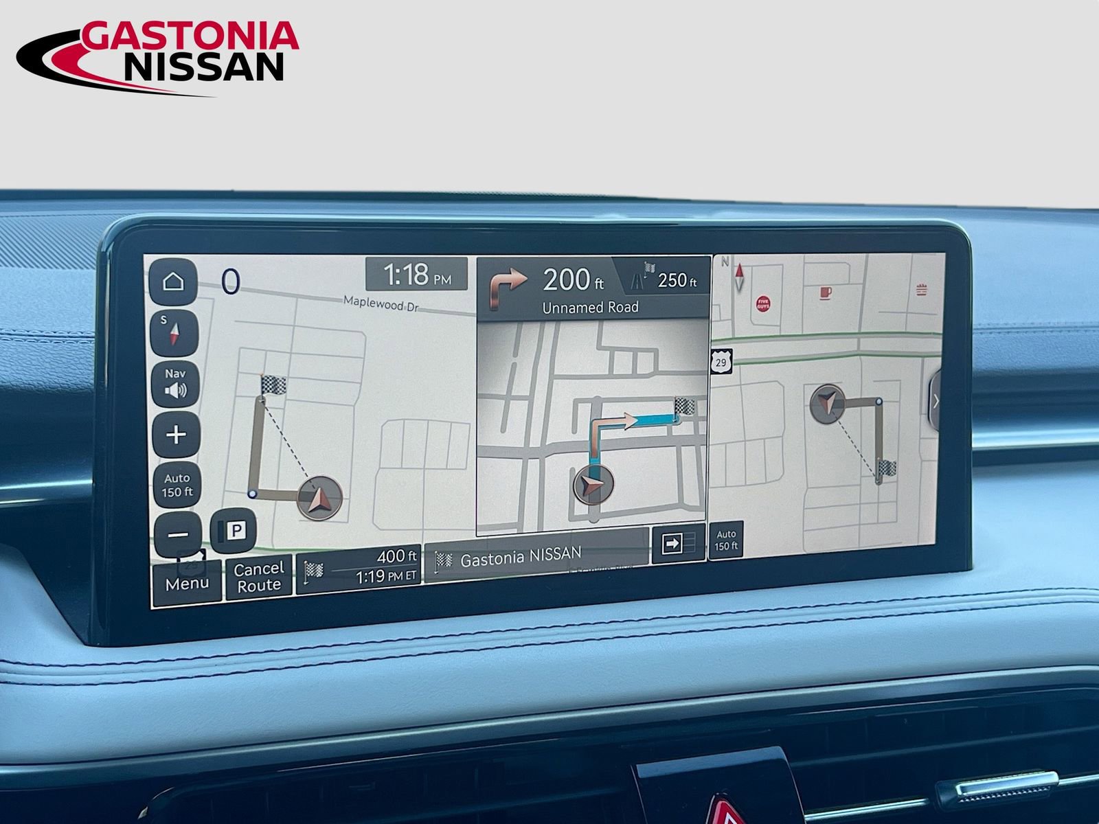 Used 2024 Genesis G70 2.5T image 17