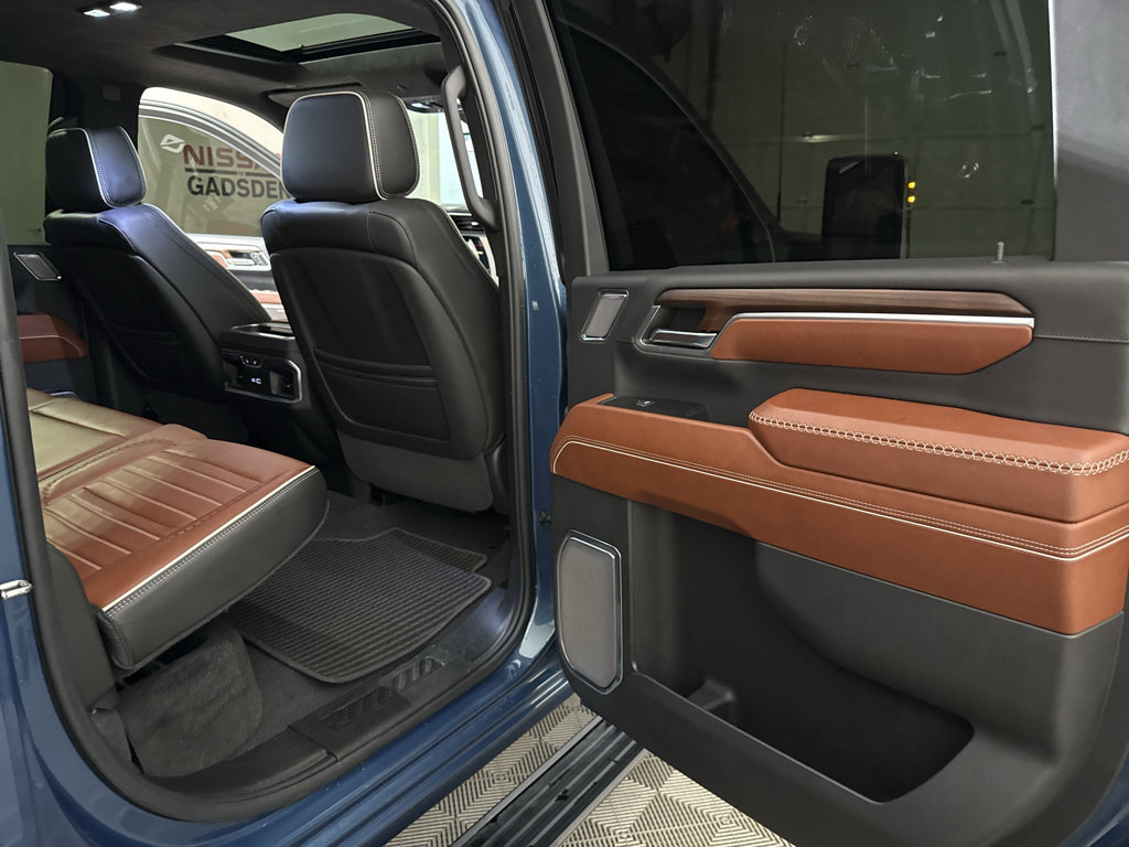 Used 2024 GMC Sierra 2500 Denali Ultimate AWD/4WD image 24