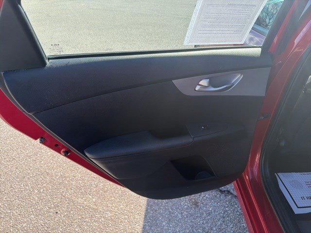 Used 2023 Kia Forte LXS image 12