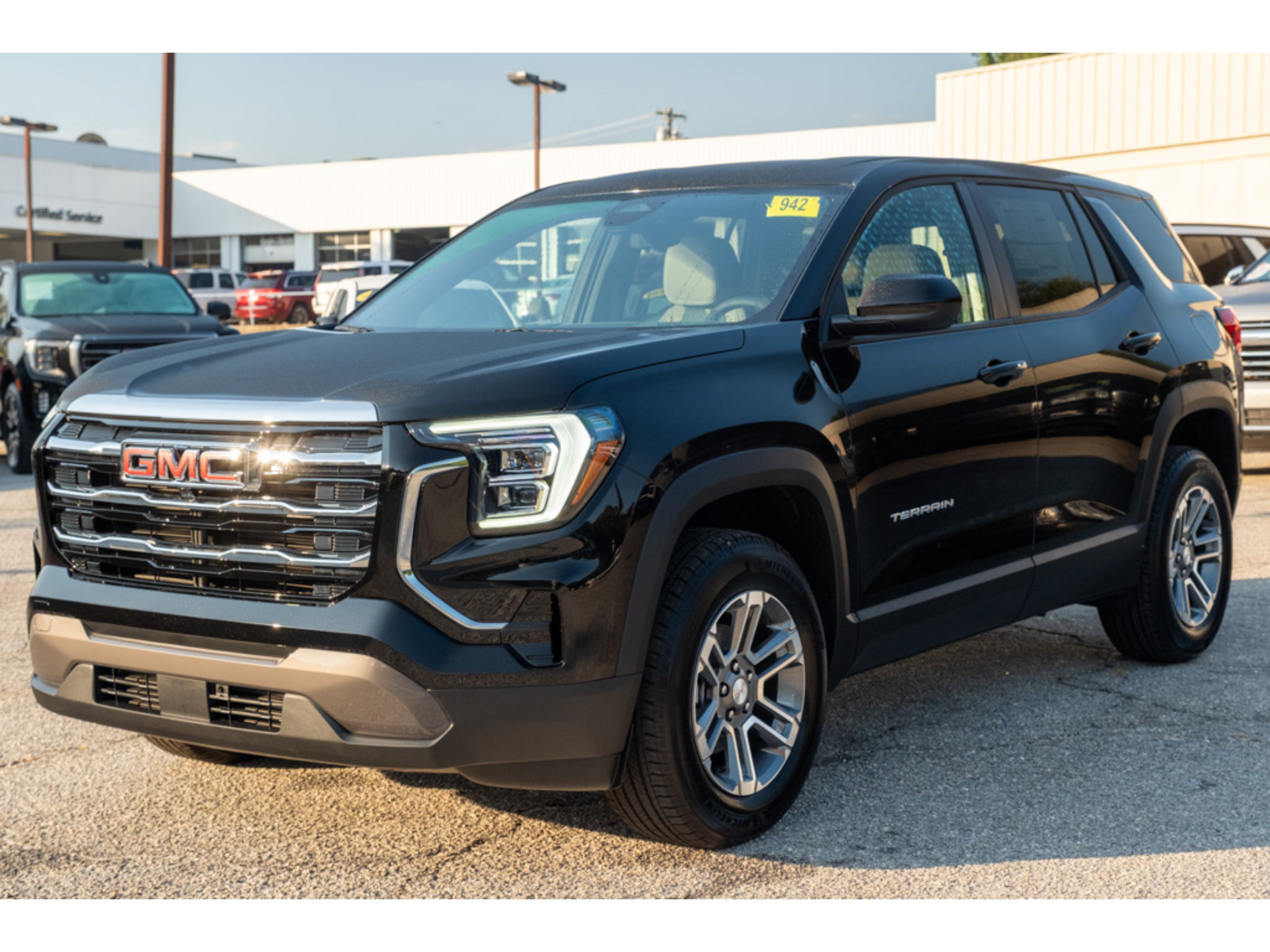 New 2027 GMC Terrain Elevation w/ LPO, Floor Liner Package FWD image 4