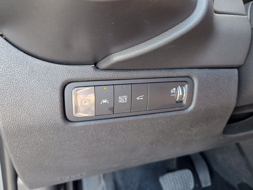 Certified 2024 Chevrolet Equinox EV RS FWD image 22