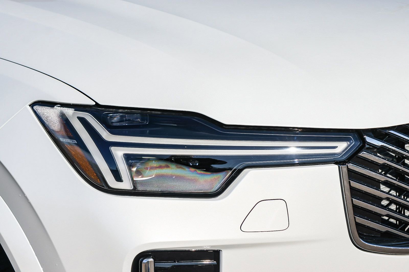 New 2026 Volvo XC90 T8 Plus w/ Protection Package Premier image 14