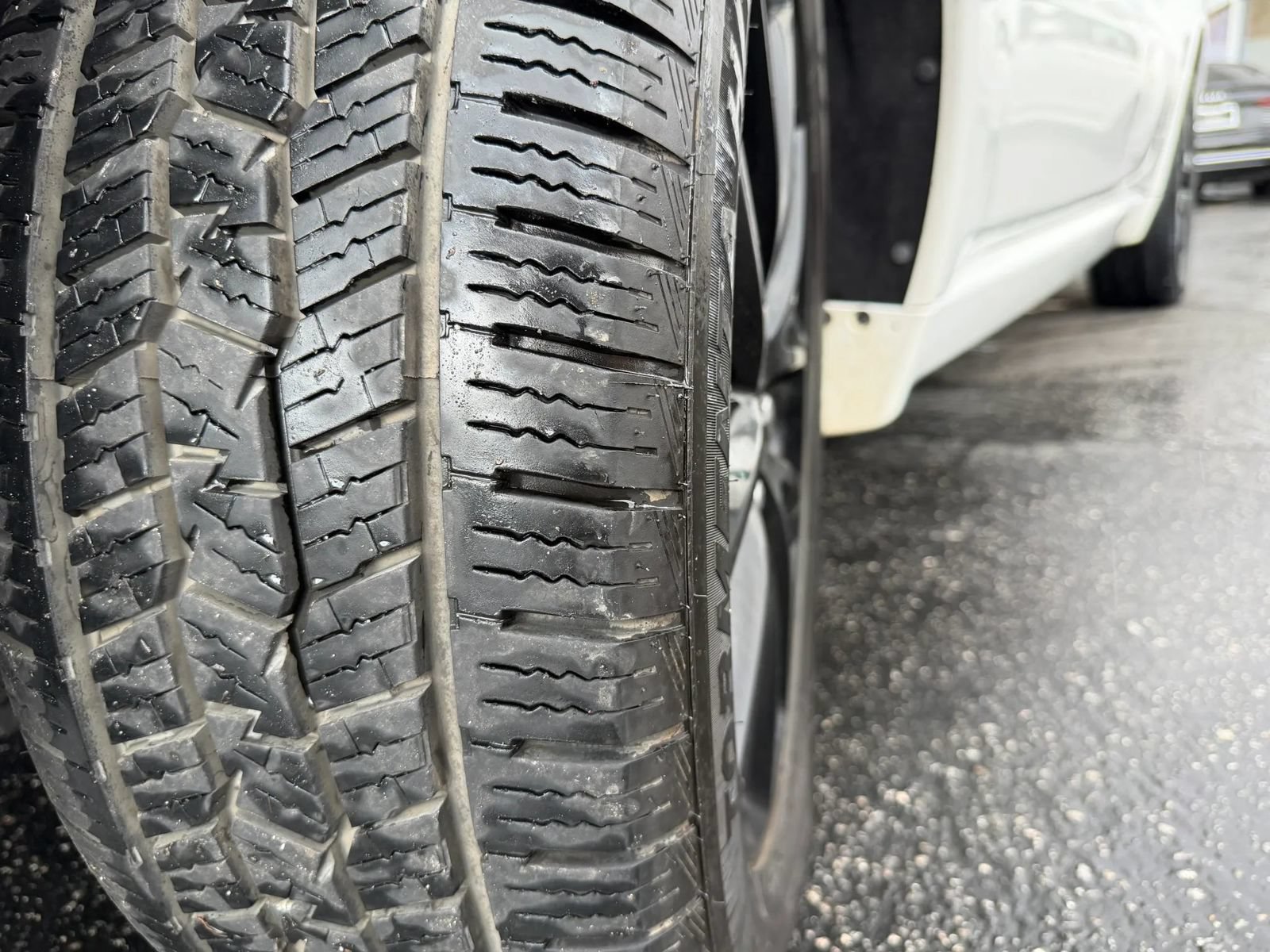 Used 2017 Dodge Durango R/T w/ Blacktop Package RWD image 48