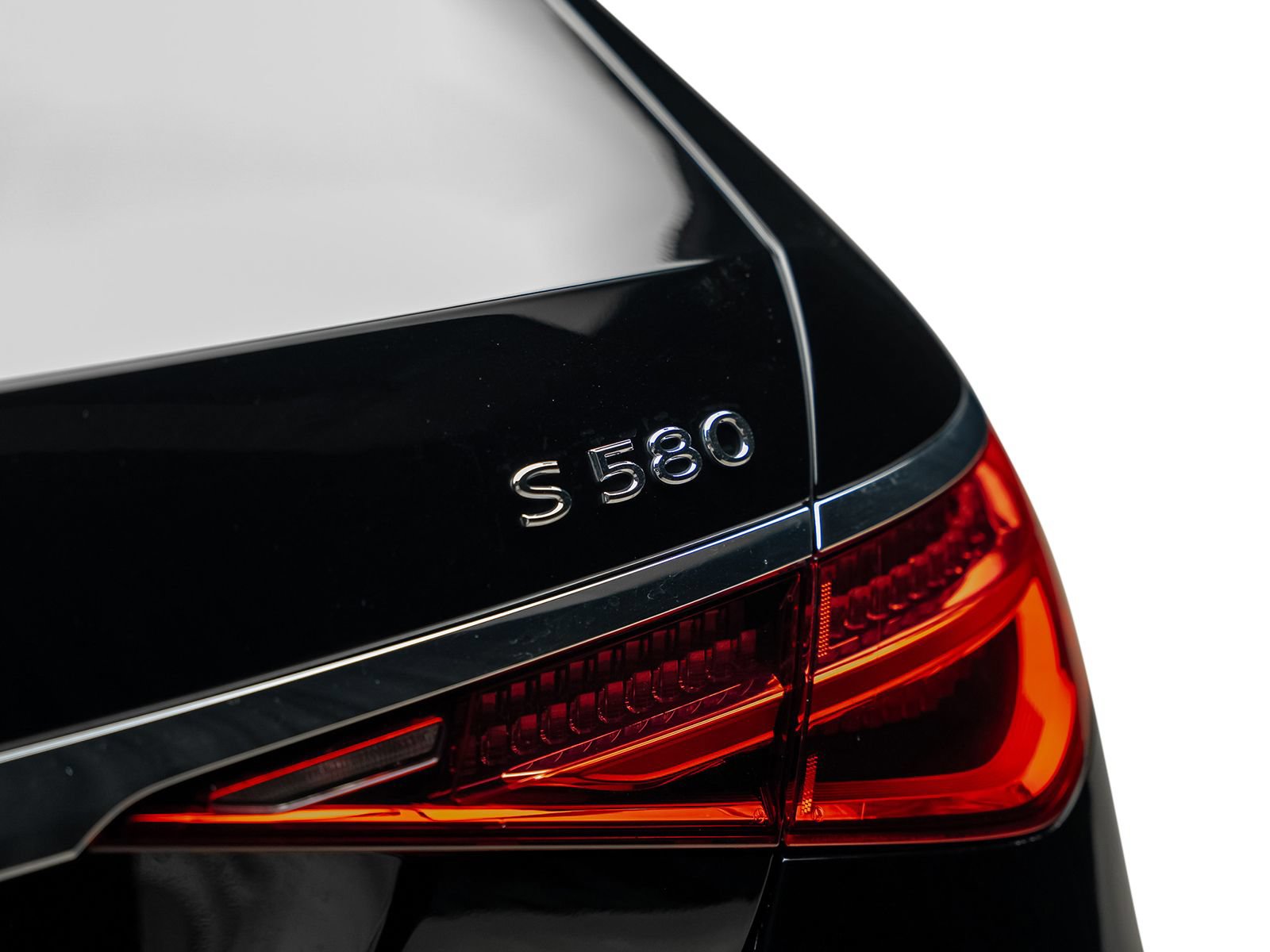 Used 2024 Mercedes-Benz Maybach S 580 4MATIC image 16