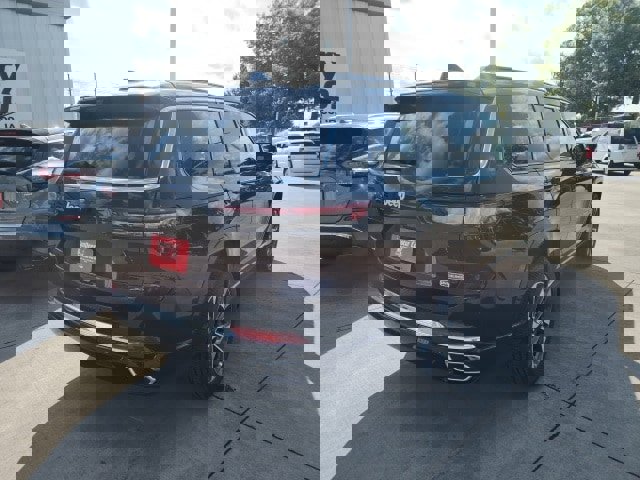 New 2025 Jeep Grand Cherokee L Overland w/ Luxury Tech Group IV image 18