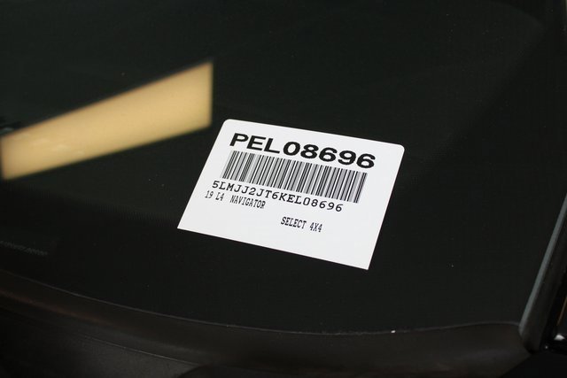 Used 2019 Lincoln Navigator Select image 34