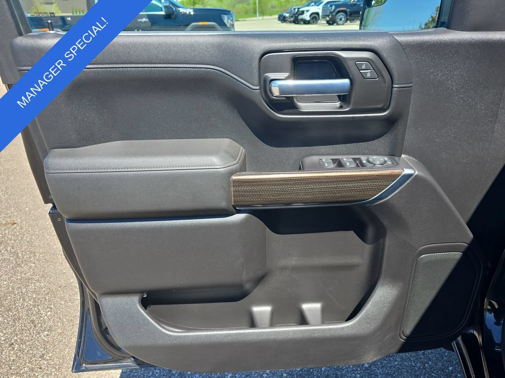 Used 2021 Chevrolet Silverado 1500 RST AWD/4WD image 26