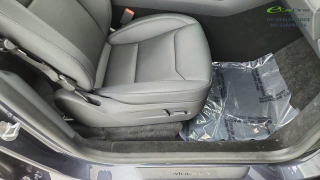 Used 2026 Tesla Model Y 2WD image 20
