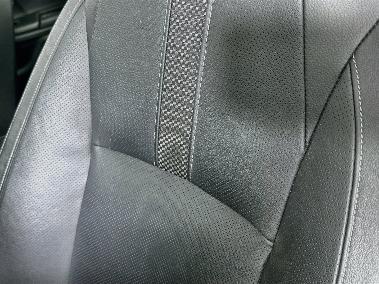 Used 2019 Honda Civic EX-L image 18