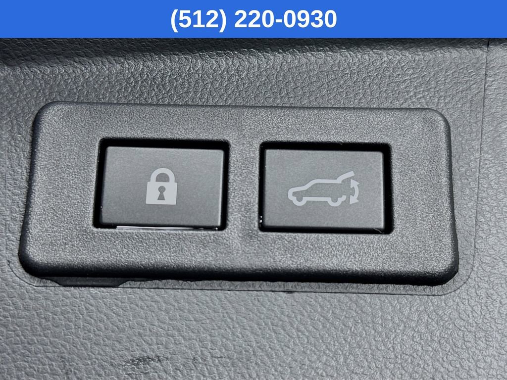 Certified 2025 Subaru Outback Limited image 33