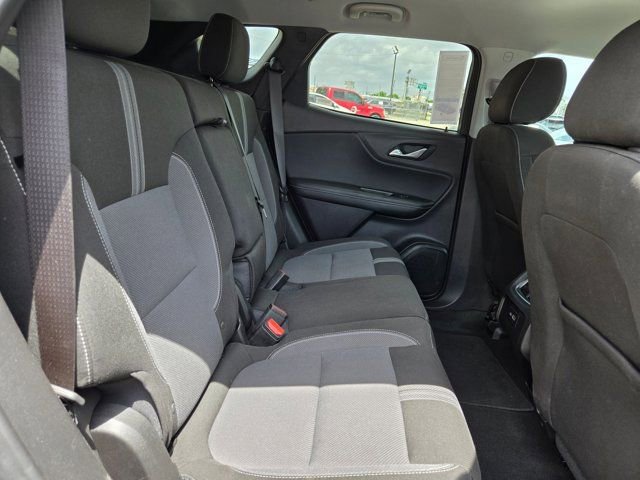 Used 2025 Chevrolet Blazer LT FWD image 30