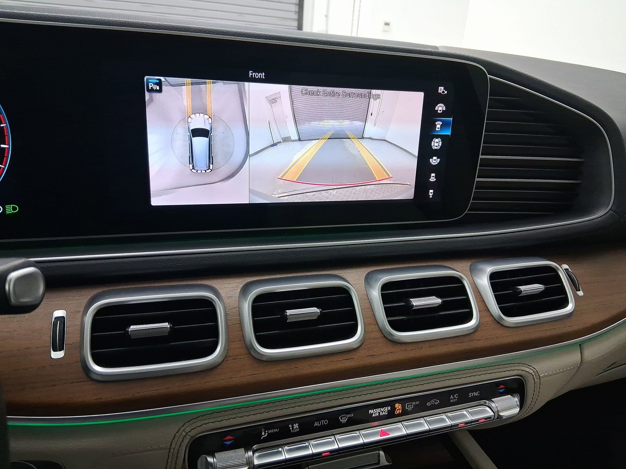 Used 2022 Mercedes-Benz GLS 450 4MATIC image 27