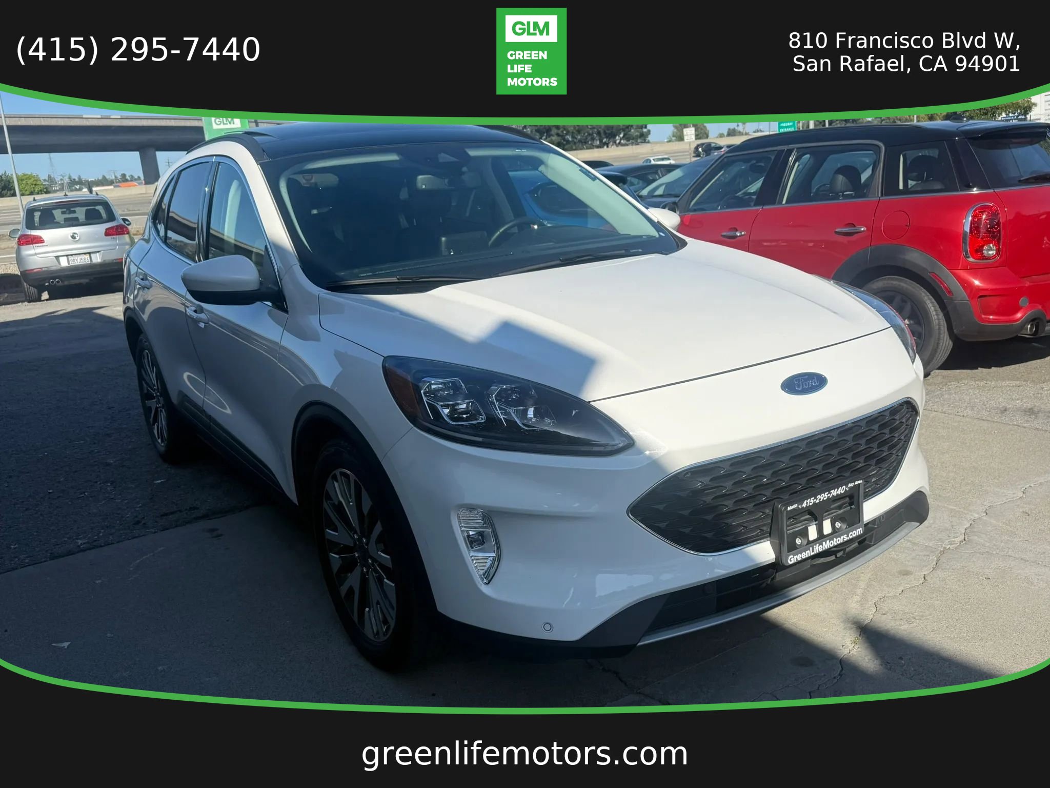 Used 2022 Ford Escape Titanium FWD image 3