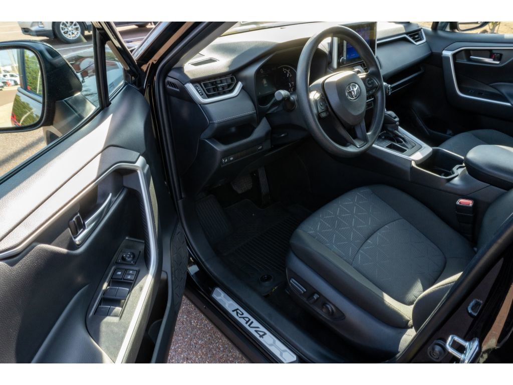 Certified 2025 Toyota RAV4 XLE image 10