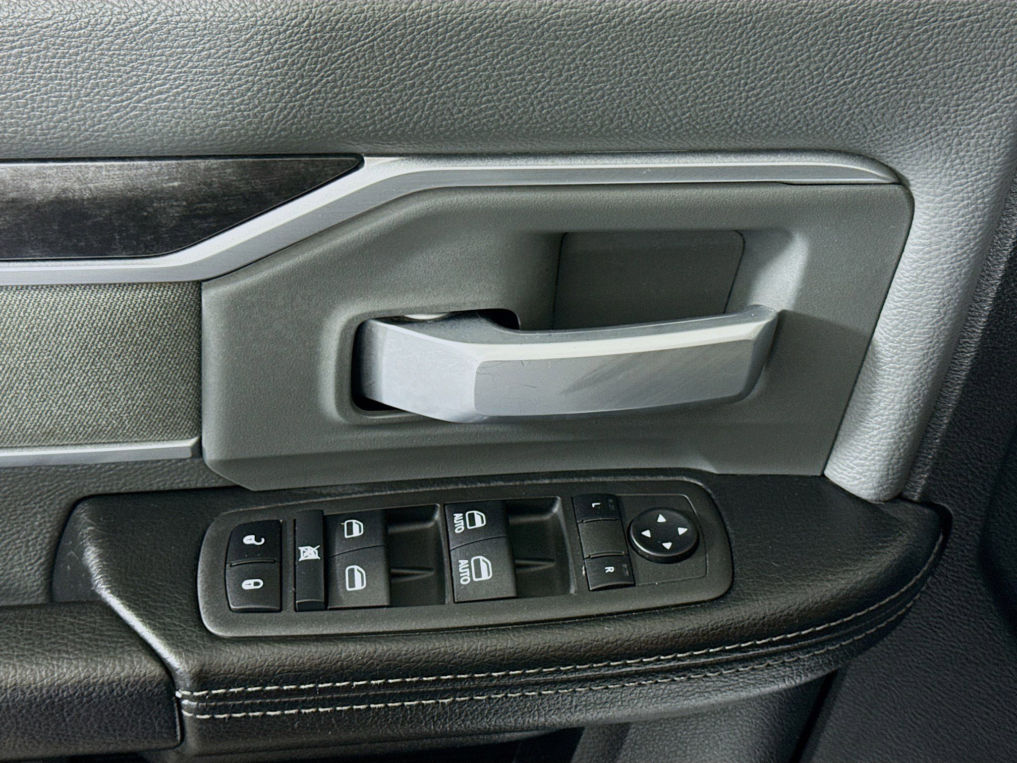 Used 2022 RAM 2500 Big Horn image 24