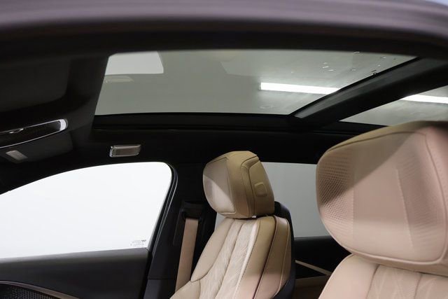 New 2026 Cadillac Lyriq V image 13