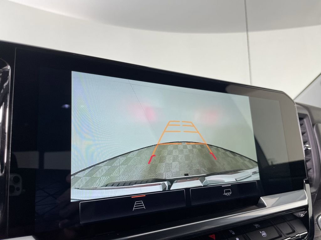 Used 2026 GMC Sierra 1500 SLT w/ SLT Premium Package image 15