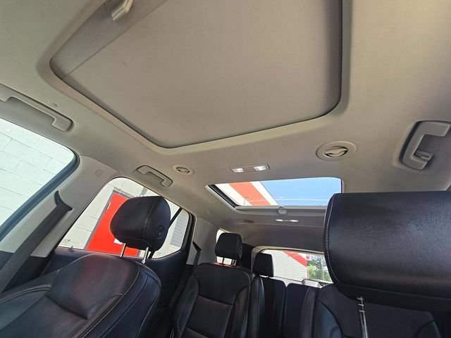 Used 2018 Chevrolet Traverse LT w/ LPO, Floor Liner Package AWD/4WD image 3