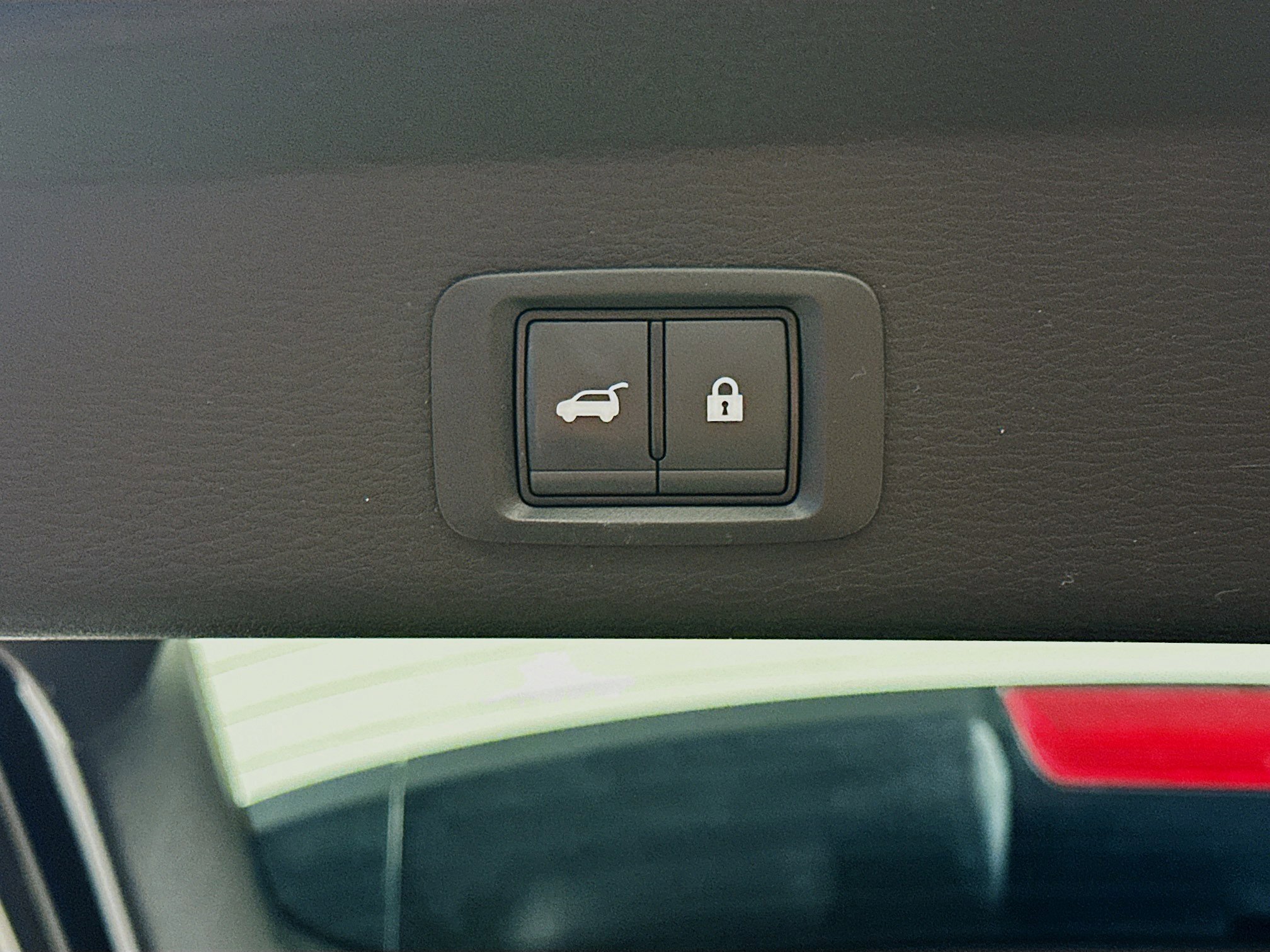 Used 2025 Mitsubishi Outlander SEL FWD image 32