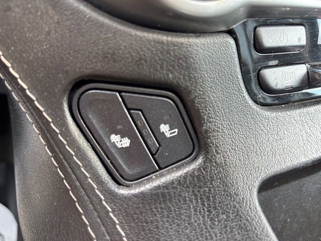 Used 2018 Chevrolet Suburban LT AWD/4WD image 22