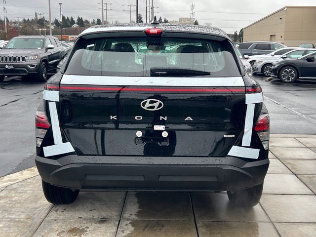 New 2026 Hyundai Kona SE AWD/4WD image 8
