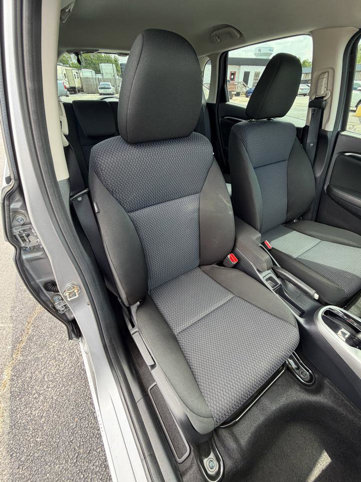 Used 2019 Honda Fit LX image 20