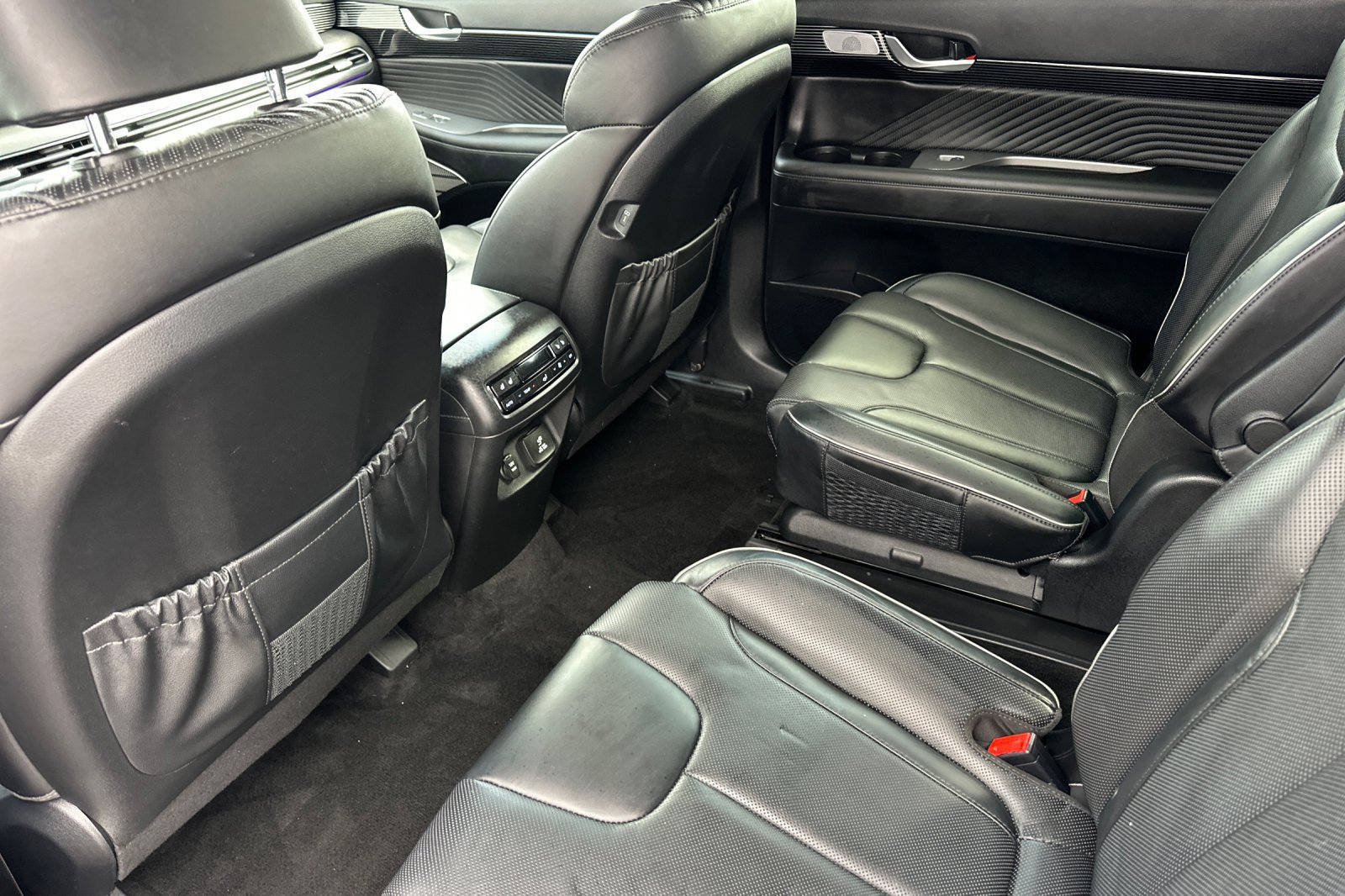 Used 2024 Hyundai Palisade Calligraphy AWD/4WD image 13