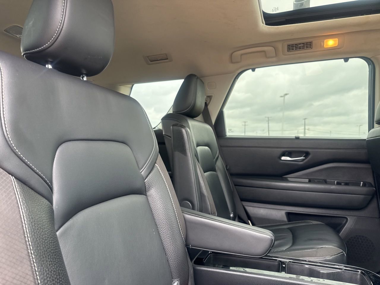 Certified 2022 Nissan Pathfinder SL w/ SL Premium Package image 33