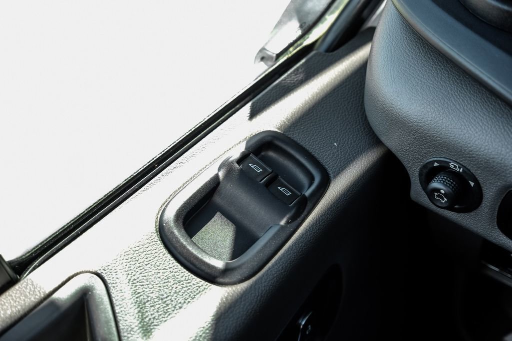 Used 2024 Ford Transit 350 XLT image 41