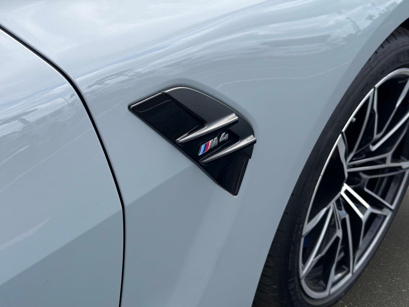 Used 2023 BMW M4 Coupe w/ M Driver's Package RWD image 21