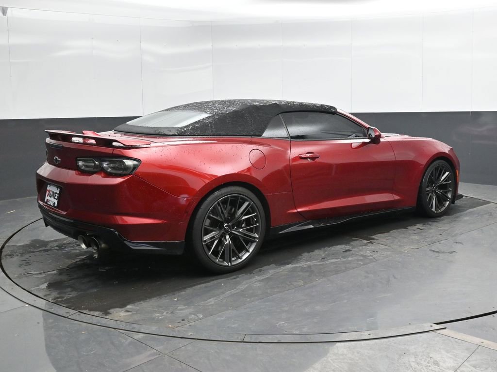 Used 2021 Chevrolet Camaro ZL1 image 4