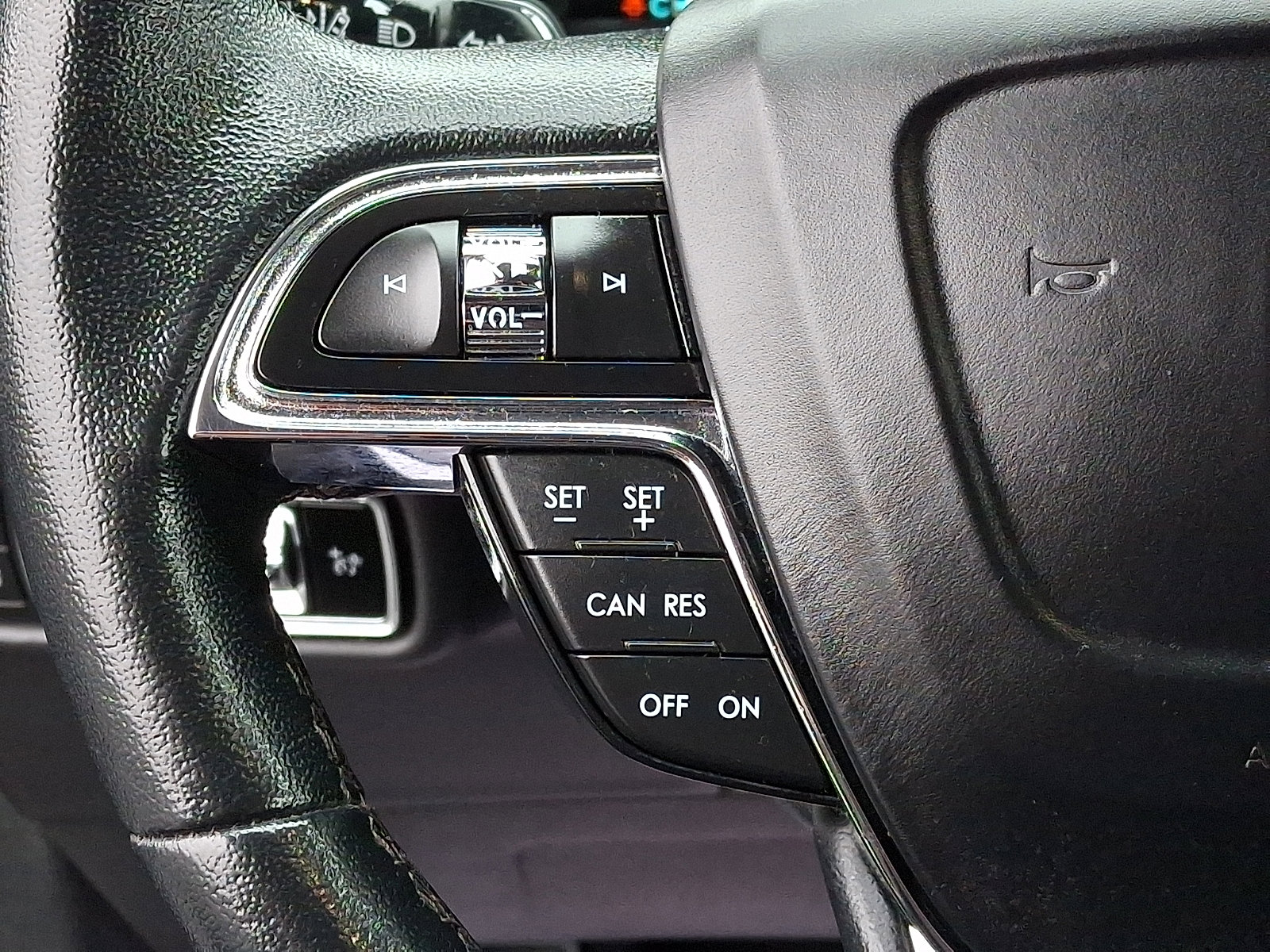 Used 2023 Lincoln Nautilus AWD w/ Premium Package image 22