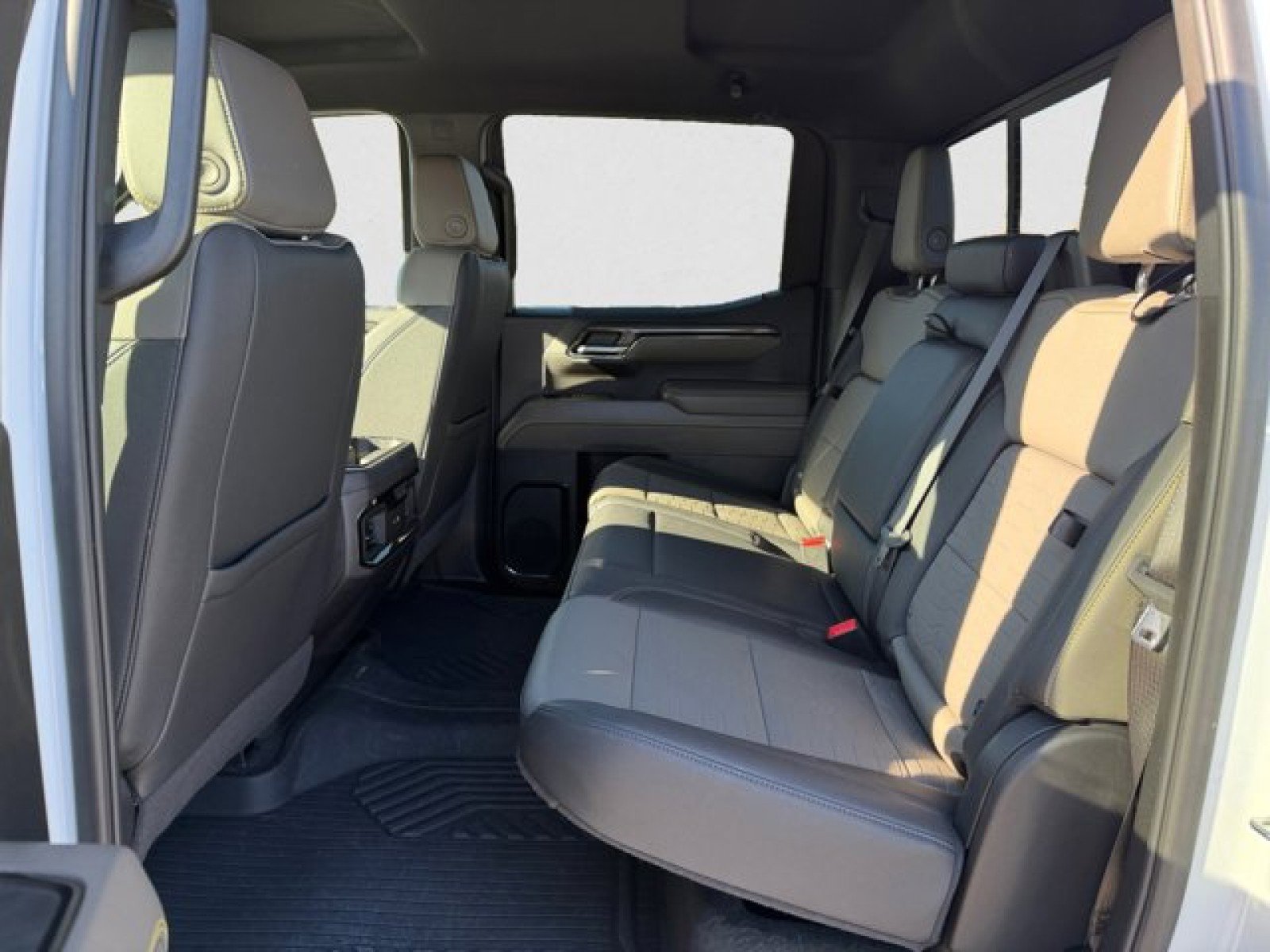 Used 2024 Chevrolet Silverado 1500 ZR2 w/ ZR2 Bison Edition AWD/4WD image 17