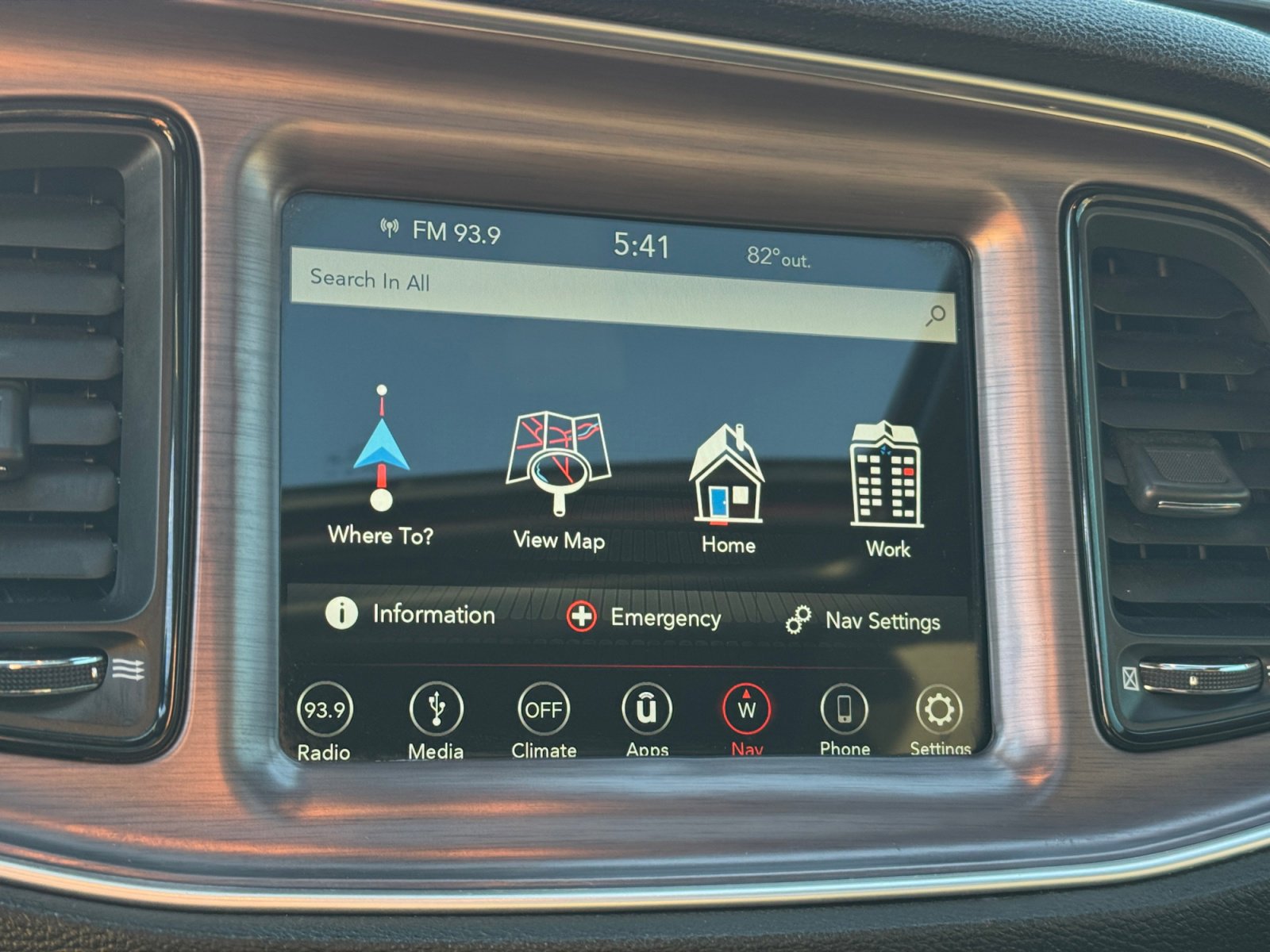 Used 2018 Dodge Challenger R/T w/ Driver Convenience Group image 22