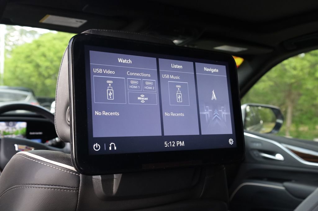 Used 2021 Cadillac Escalade Premium Luxury w/ LPO, Illumination Package image 14