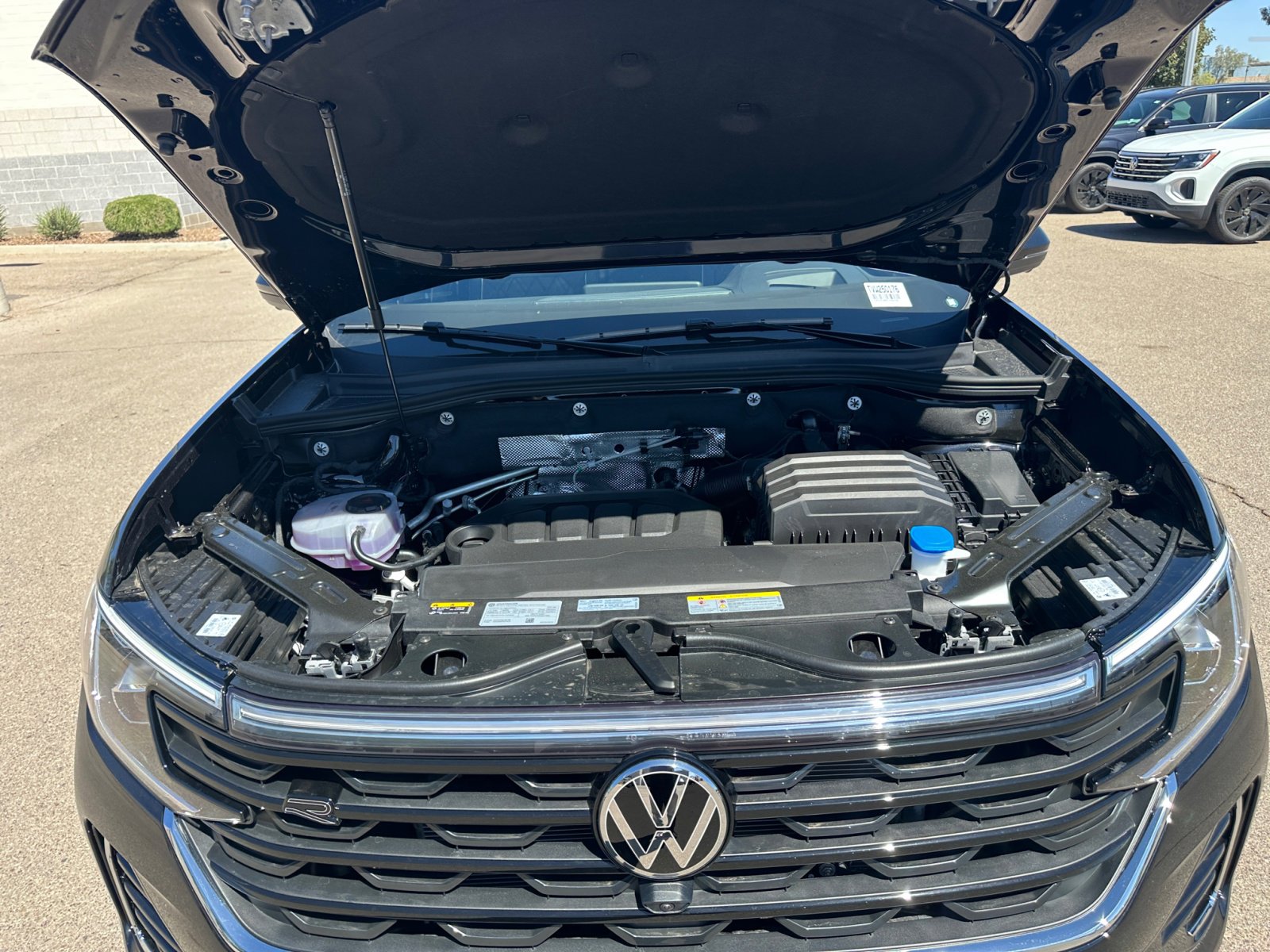 New 2025 Volkswagen Atlas SEL Premium R-Line image 21