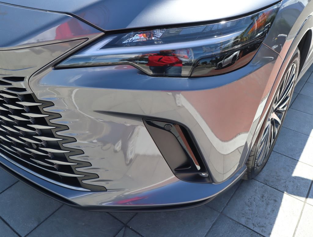 Used 2023 Lexus RX 350h image 13