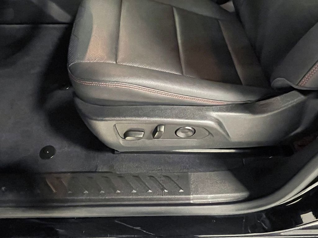 Used 2023 Chevrolet Colorado Z71 w/ Z71 Convenience Package 2 image 22