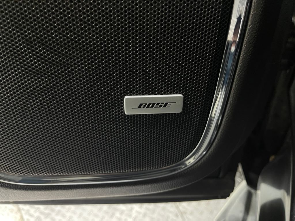 Used 2018 GMC Yukon SLT w/ HD Trailering Package image 17