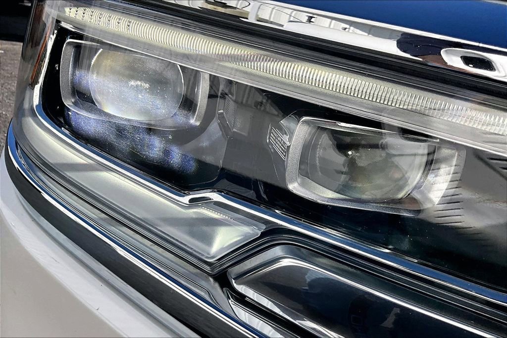 Used 2022 RAM 1500 Limited w/ Body-Colour Bumper Group image 30