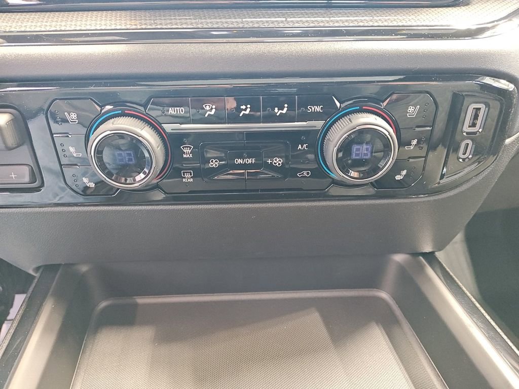 New 2026 Chevrolet Silverado 2500 ZR2 w/ ZR2 Bison Edition image 23