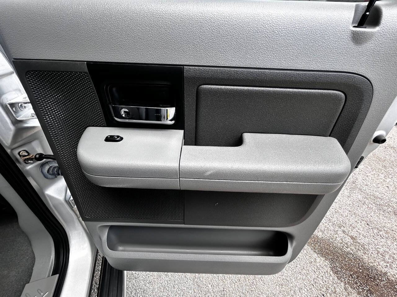 Used 2006 Ford F150 XLT RWD image 19