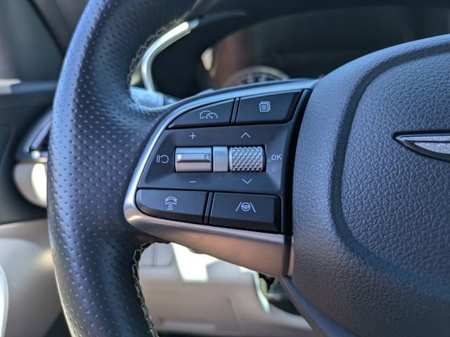 Used 2024 Genesis G70 2.5T AWD/4WD image 25