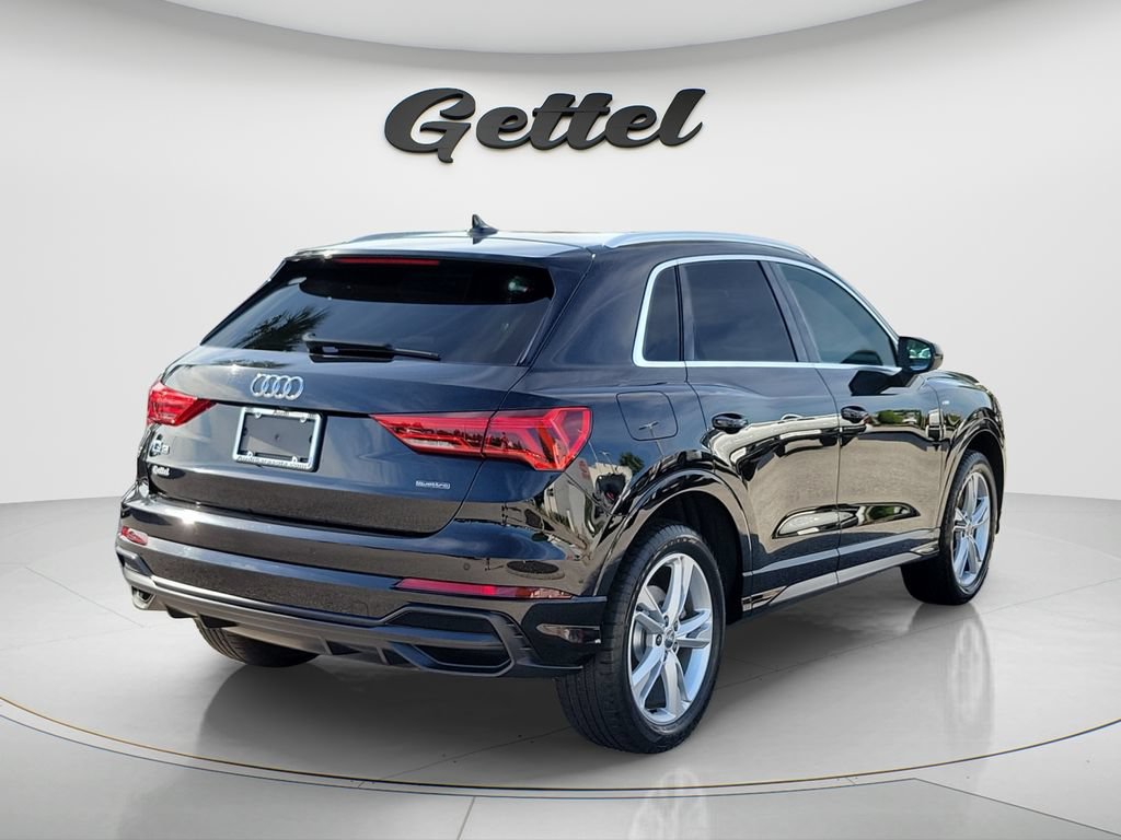 Used 2020 Audi Q3 2.0T Premium w/ Convenience Package AWD/4WD image 5