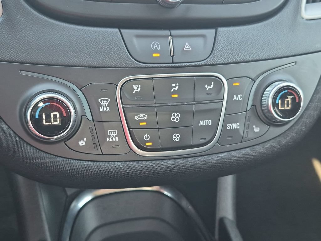 Used 2024 Chevrolet Malibu LT FWD image 18
